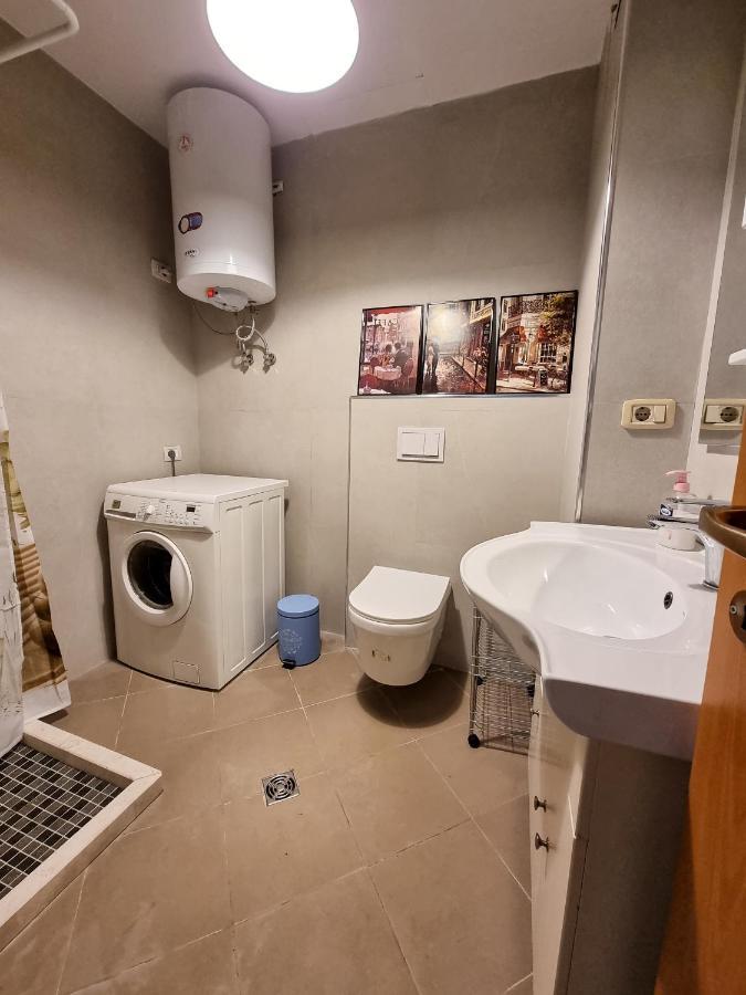 Appartamento Cozy Central In The Heart Of